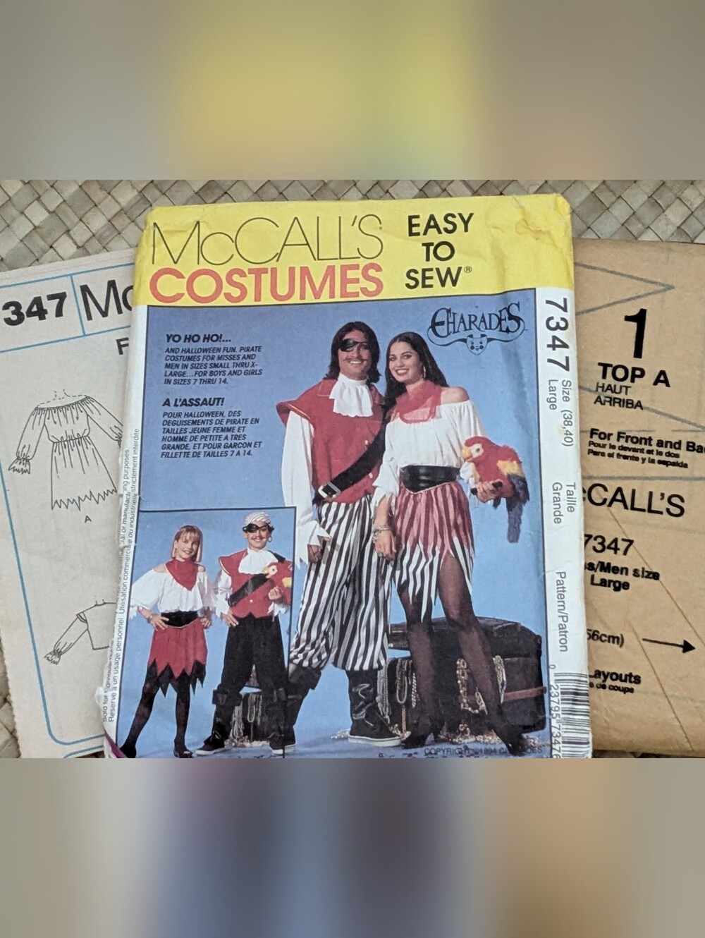 McCall's 7347: Pirates Costumes for Adults Sizes 38,40 - Uncut